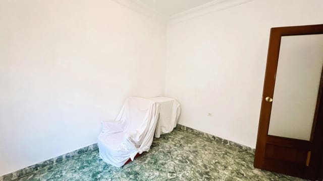 5 slaapkamer Huis te koop in Burriana / Borriana - € 79.000 (Ref: 9446463)