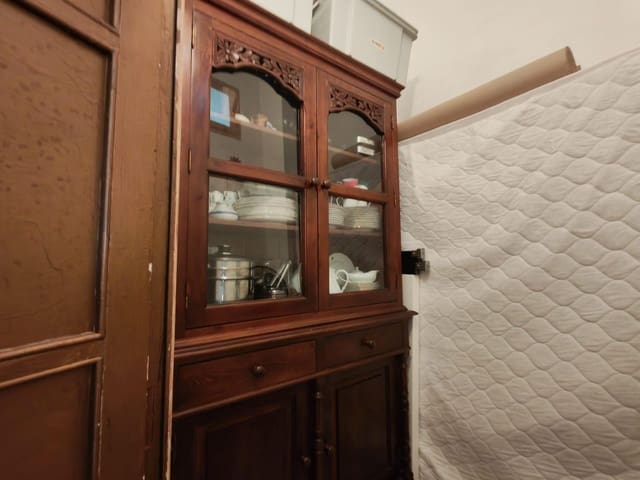 2 soverom Leilighet til leie i Russafa, Valencia by - € 1 300 (Ref: 9491523)