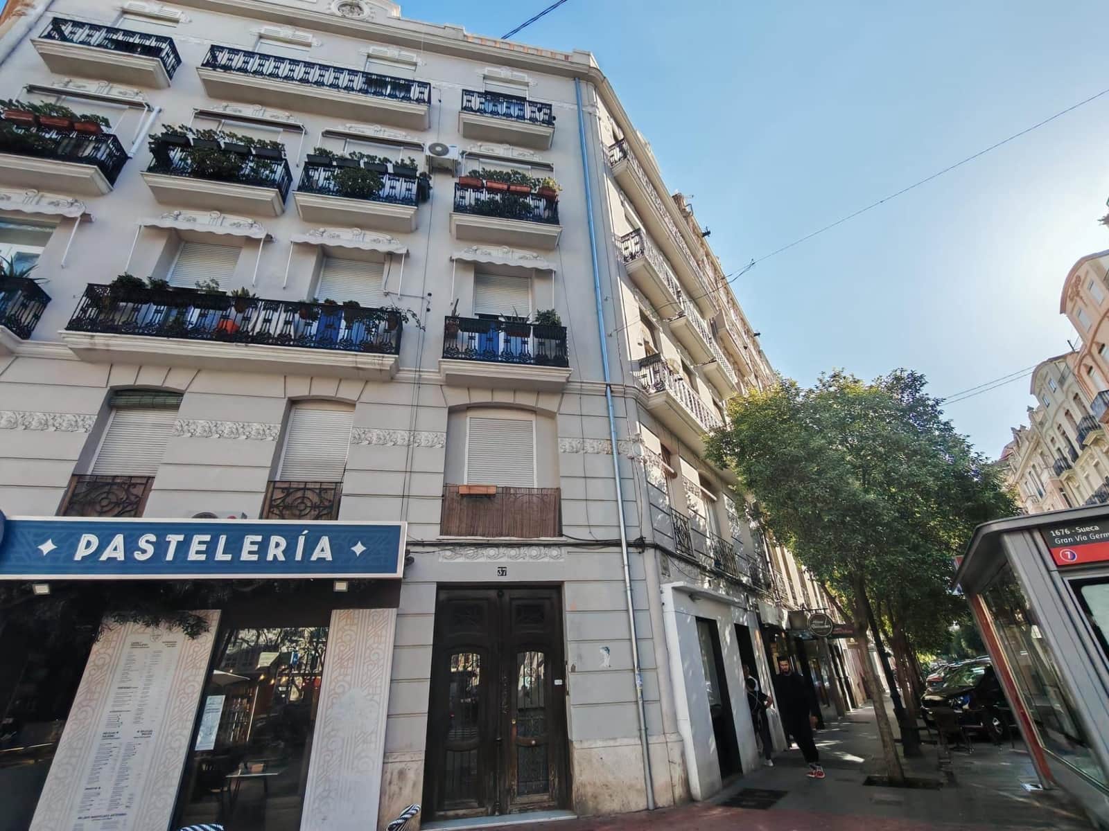 2 soverom Leilighet til leie i Valencia by - € 1 300 (Ref: 9491523)