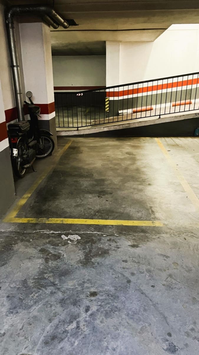 3 Zimmer Wohnung zu verkaufen in Castello de la Plana mit Pool - 230.000 € (Ref: 9513496)