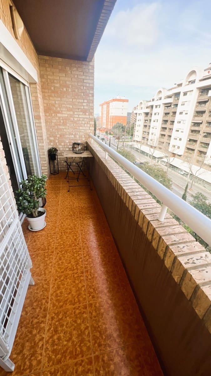 3 Zimmer Wohnung zu verkaufen in Castello de la Plana mit Pool - 230.000 € (Ref: 9513496)