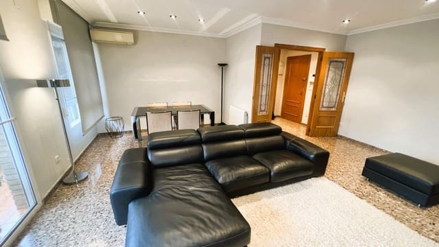 3 Zimmer Wohnung zu verkaufen in Sur, Castelló de la Plana mit Pool - 230.000 € (Ref: 9513496)