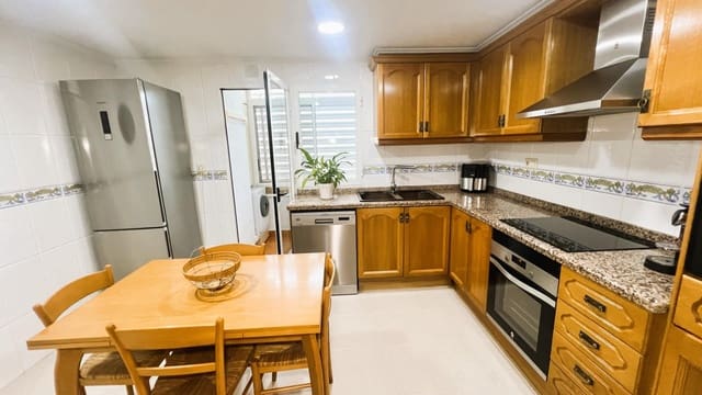 3 Zimmer Wohnung zu verkaufen in Sur, Castelló de la Plana mit Pool - 230.000 € (Ref: 9513496)