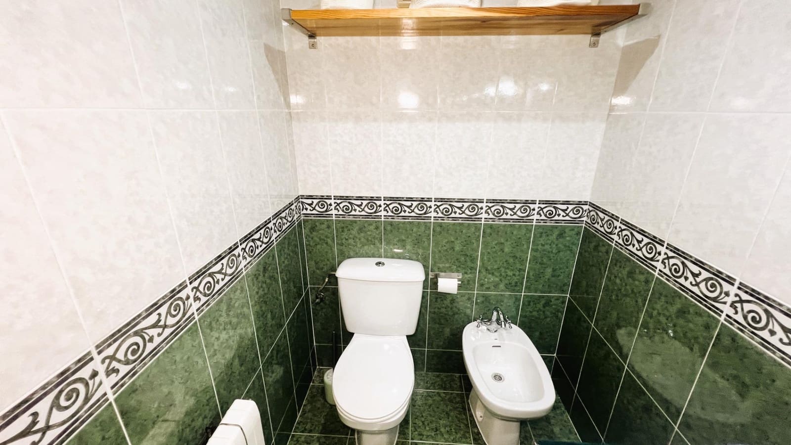 3 Zimmer Wohnung zu verkaufen in Castello de la Plana mit Pool - 230.000 € (Ref: 9513496)