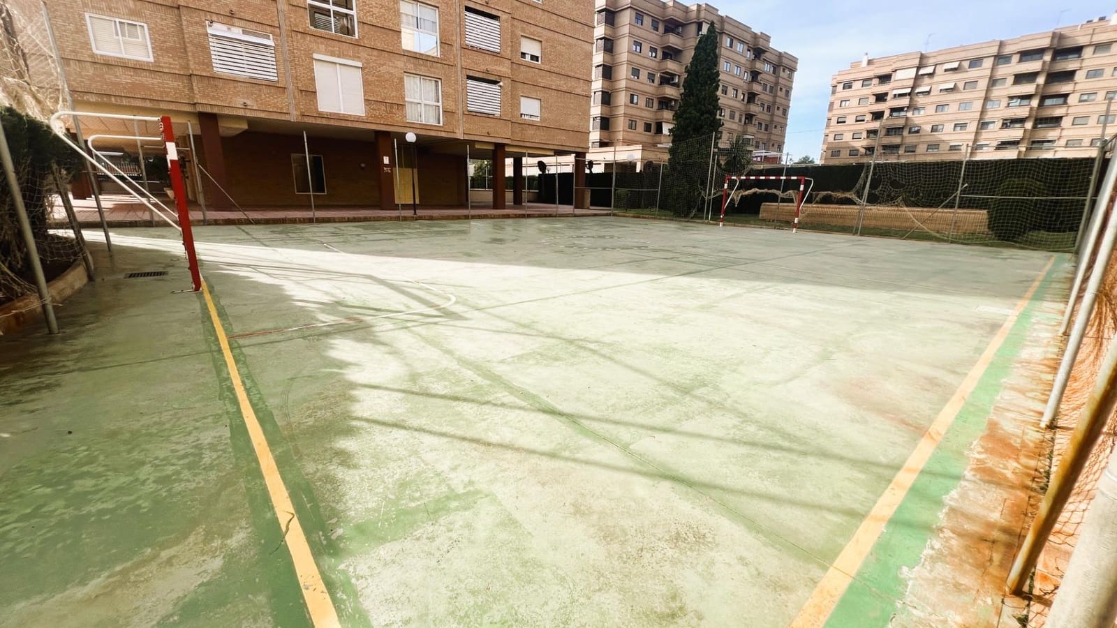 3 Zimmer Wohnung zu verkaufen in Castello de la Plana mit Pool - 230.000 € (Ref: 9513496)