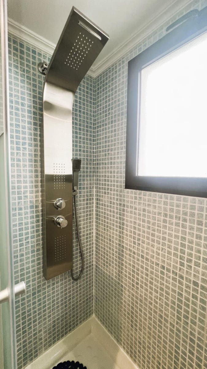 3 soveværelse Lejlighed til salg i Castello de la Plana - € 250.000 (Ref: 9548354)