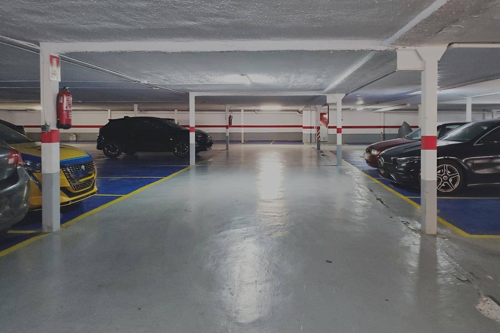 Garage till salu i Valencia stad - 32 000 € (Ref: 9574723)