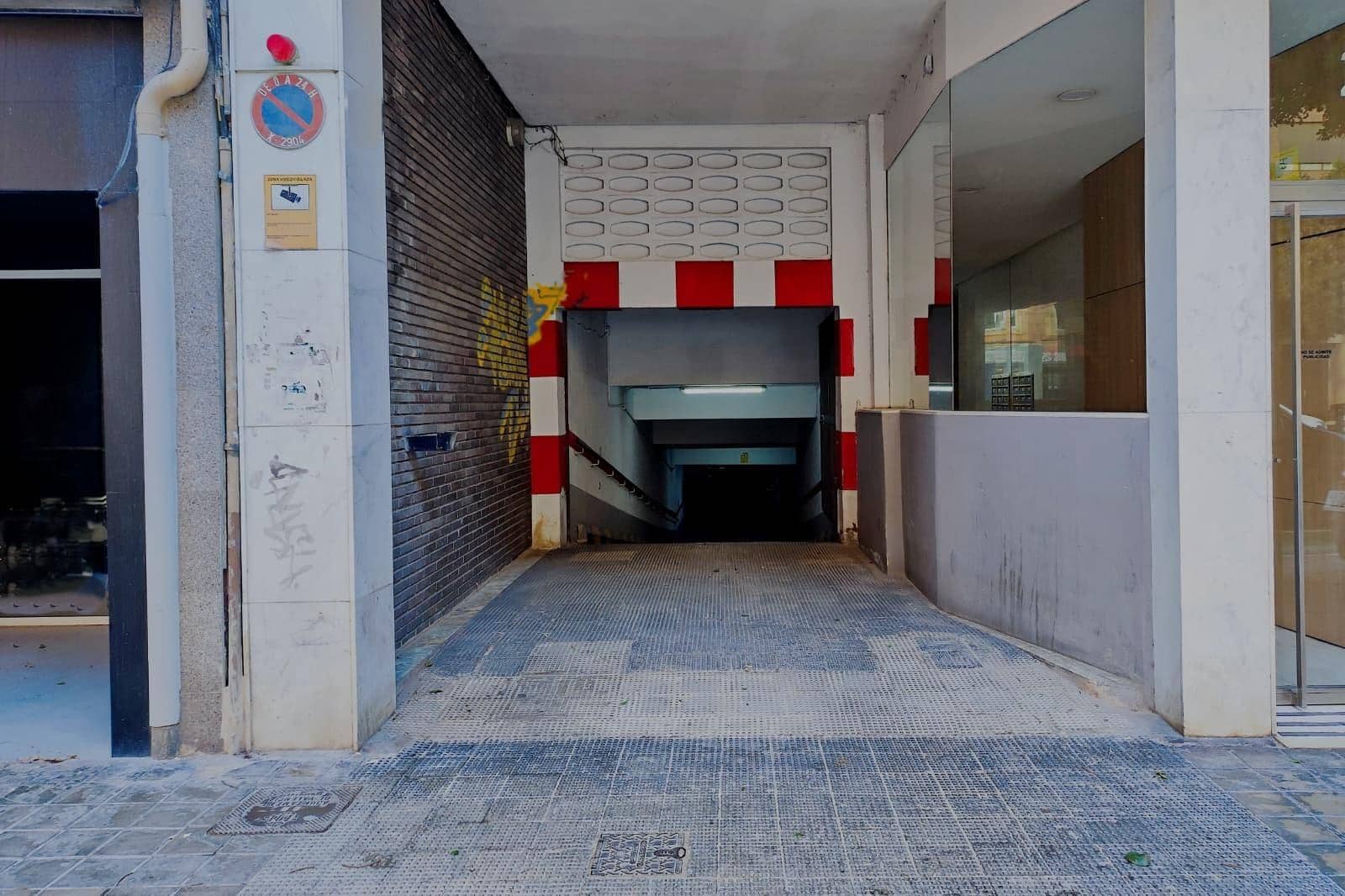 Garage till salu i Valencia stad - 32 000 € (Ref: 9574723)