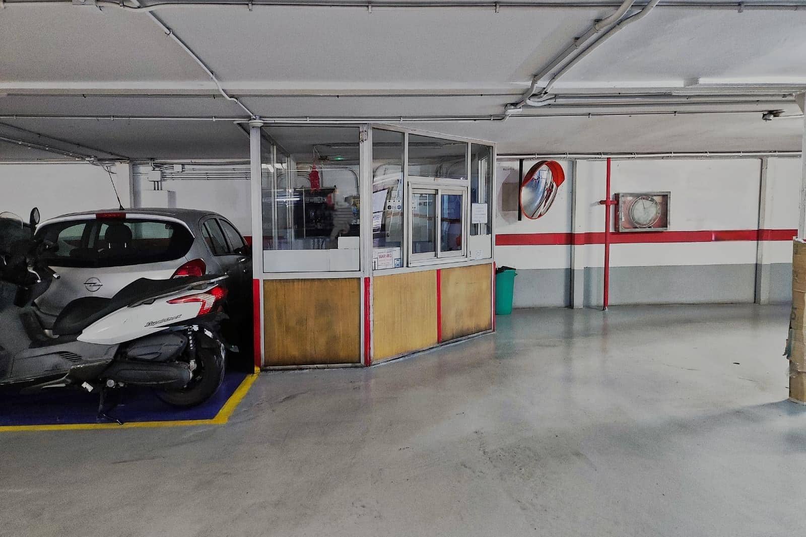 Garaż na sprzedaż w Miasto Walencja - 32 000 € (Ref: 9574723)