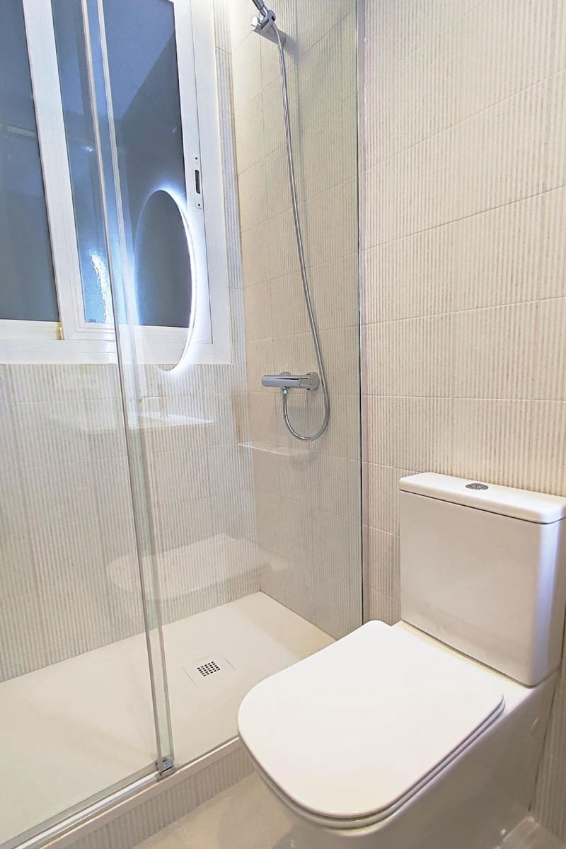 2 bedroom Flat for rent in Valencia city - € 1,500 (Ref: 9599649)