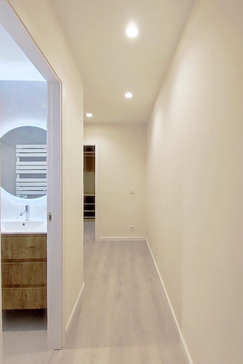 2 bedroom Flat for rent in Valencia city - € 1,500 (Ref: 9599649)