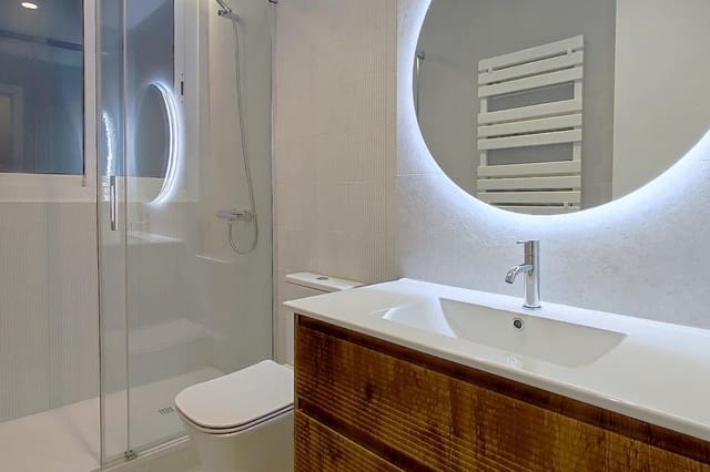 Piso de 2 habitaciones en Arrancapins, València ciudad en alquiler - 1.400 € (Ref: 9599649)