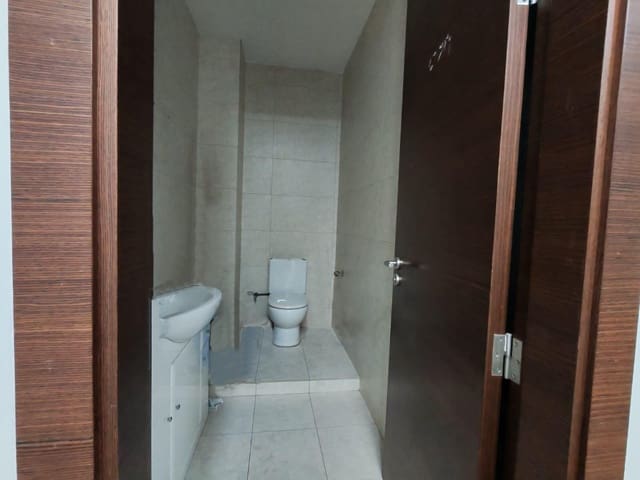 Commercial for rent in Sant Francesc, Valencia city - € 3,500 (Ref: 9608165)