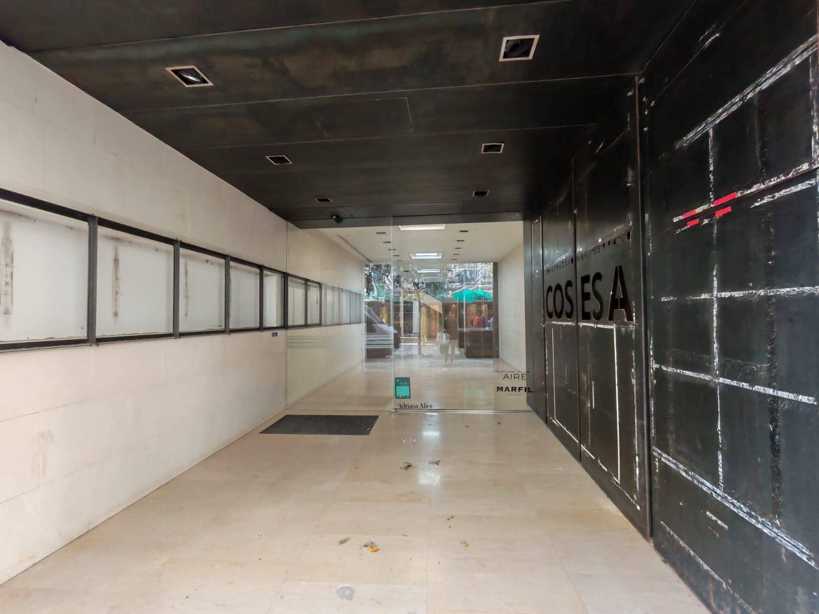Commercial for rent in Valencia city - € 3,500 (Ref: 9608165)