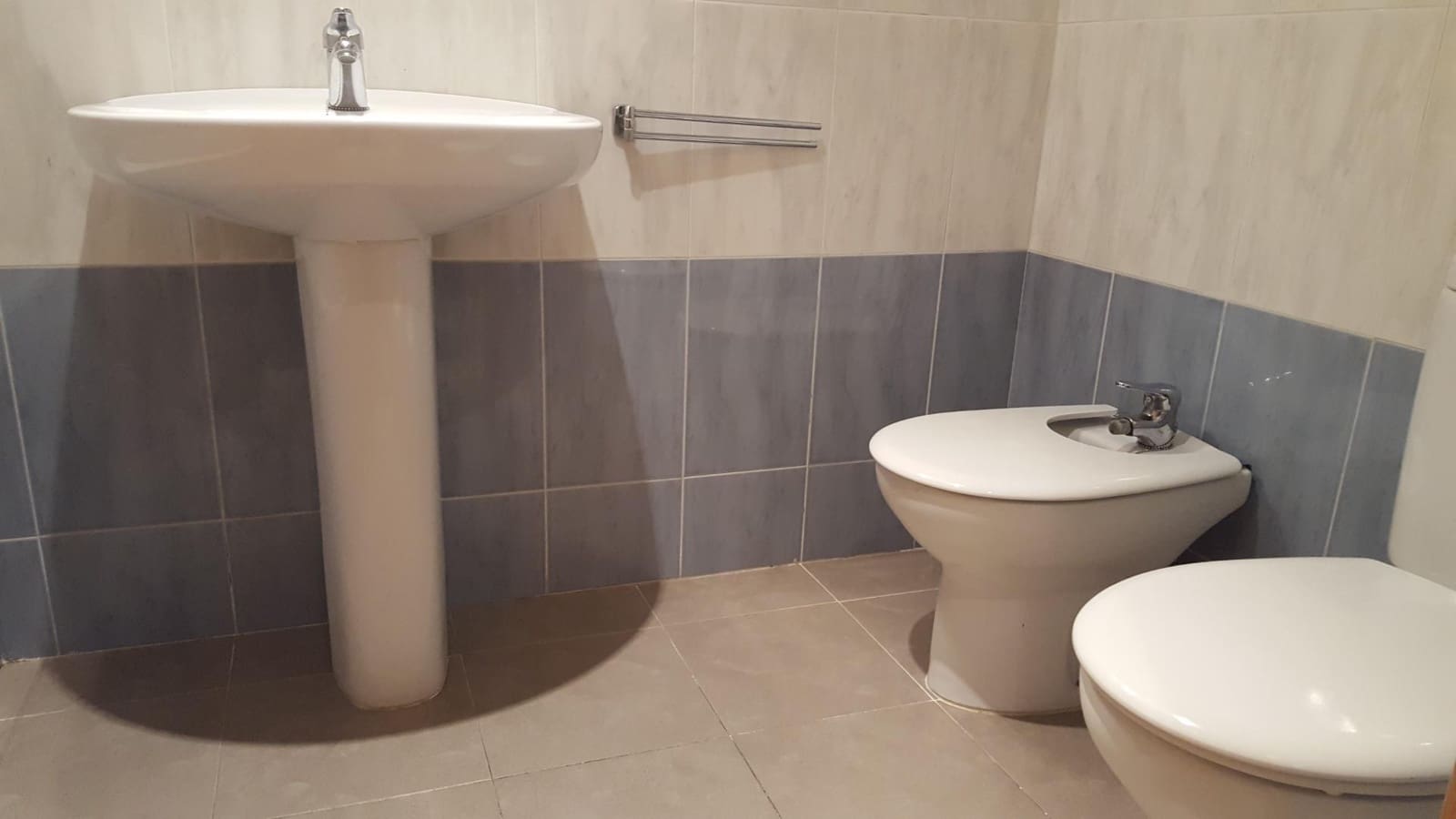 2 bedroom Flat for rent in Castello de la Plana with garage - € 750 (Ref: 9648277)