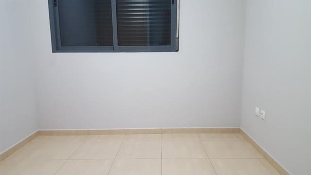 2 bedroom Flat for rent in Norte, Castelló de la Plana with garage - € 750 (Ref: 9648277)