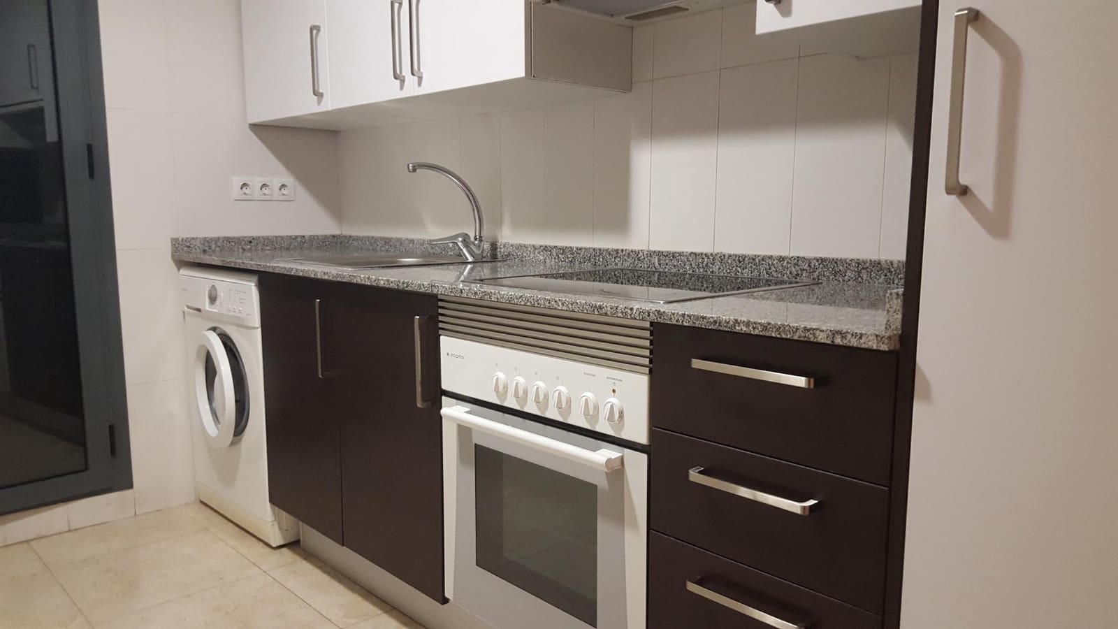 2 bedroom Flat for rent in Castello de la Plana with garage - € 750 (Ref: 9648277)