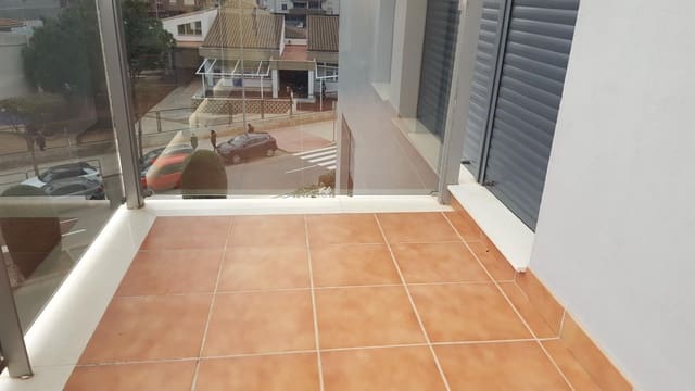2 bedroom Flat for rent in Norte, Castelló de la Plana with garage - € 750 (Ref: 9648277)