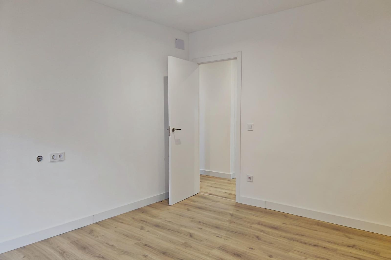 4 bedroom Flat for sale in Sagunto / Sagunt - € 260,000 (Ref: 9652114)