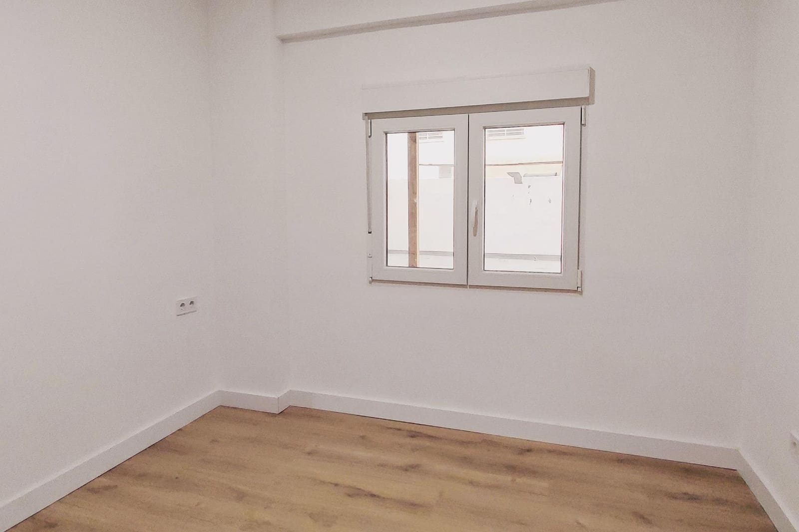 4 bedroom Flat for sale in Sagunto / Sagunt - € 260,000 (Ref: 9652114)