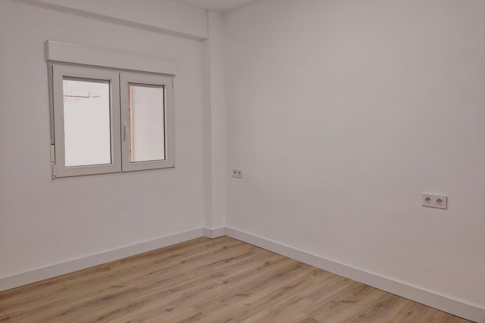 4 bedroom Flat for sale in Sagunto / Sagunt - € 260,000 (Ref: 9652114)