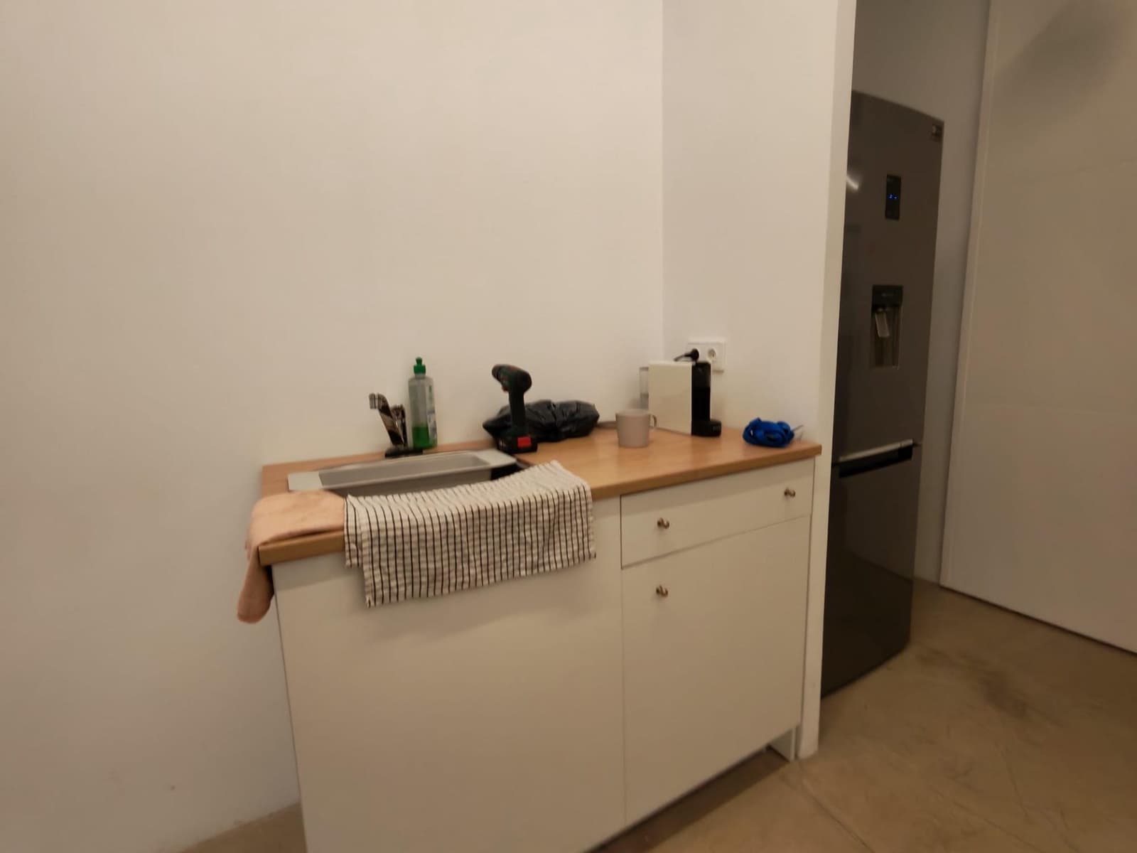 Gewerbe zu verkaufen in Valencia Stadt - 390.000 € (Ref: 9652115)