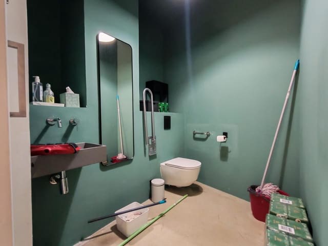 Gewerbe zu verkaufen in Ciutat Vella, València Stadt - 390.000 € (Ref: 9652115)