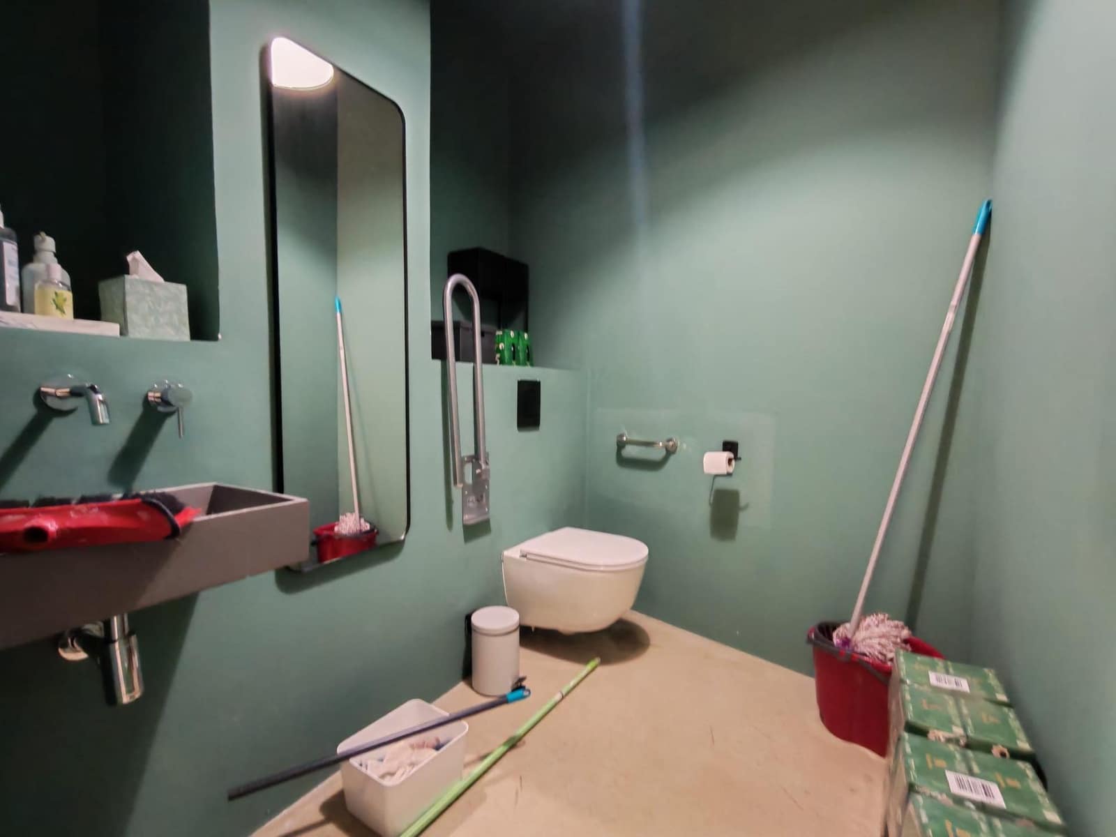 Gewerbe zu verkaufen in Valencia Stadt - 390.000 € (Ref: 9652115)