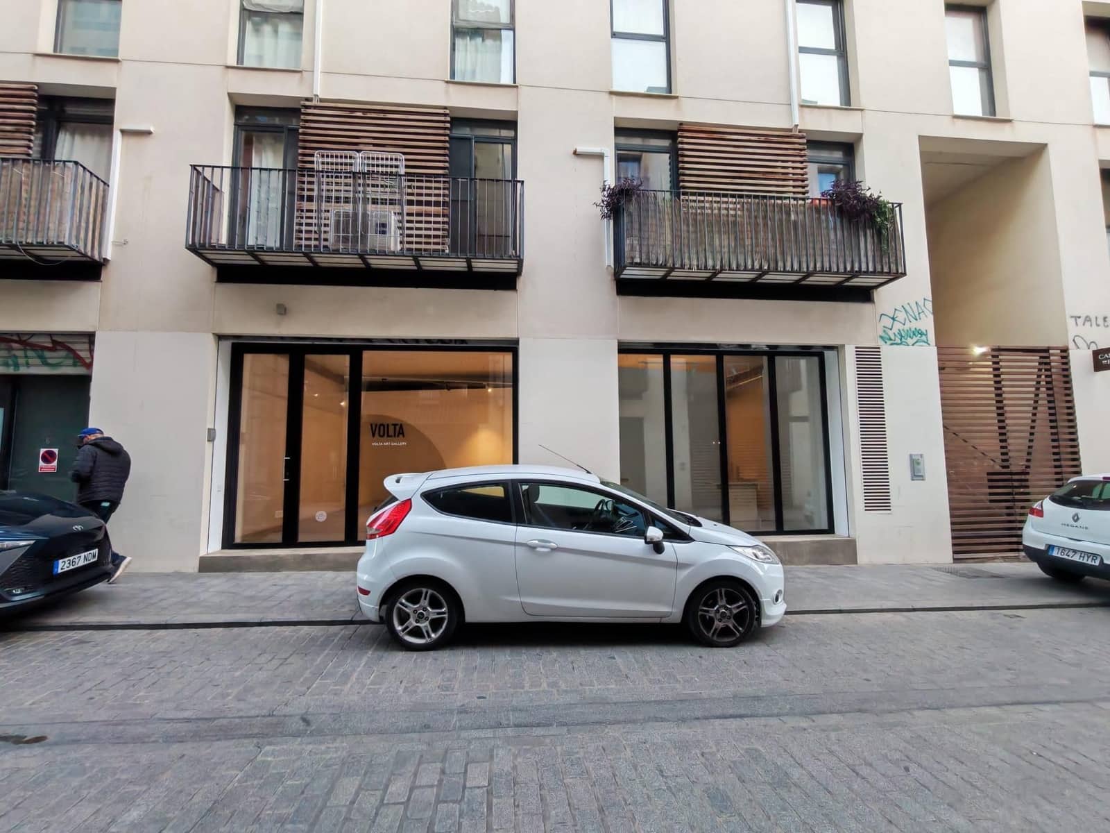Gewerbe zu verkaufen in Valencia Stadt - 390.000 € (Ref: 9652115)
