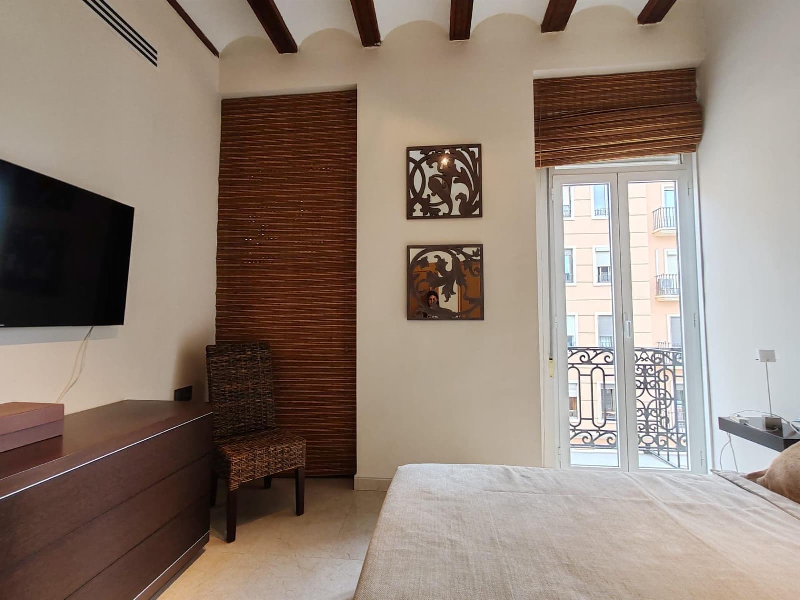 1 slaapkamer Flat te huur in Valencia stad - € 1.450 (Ref: 9666667)