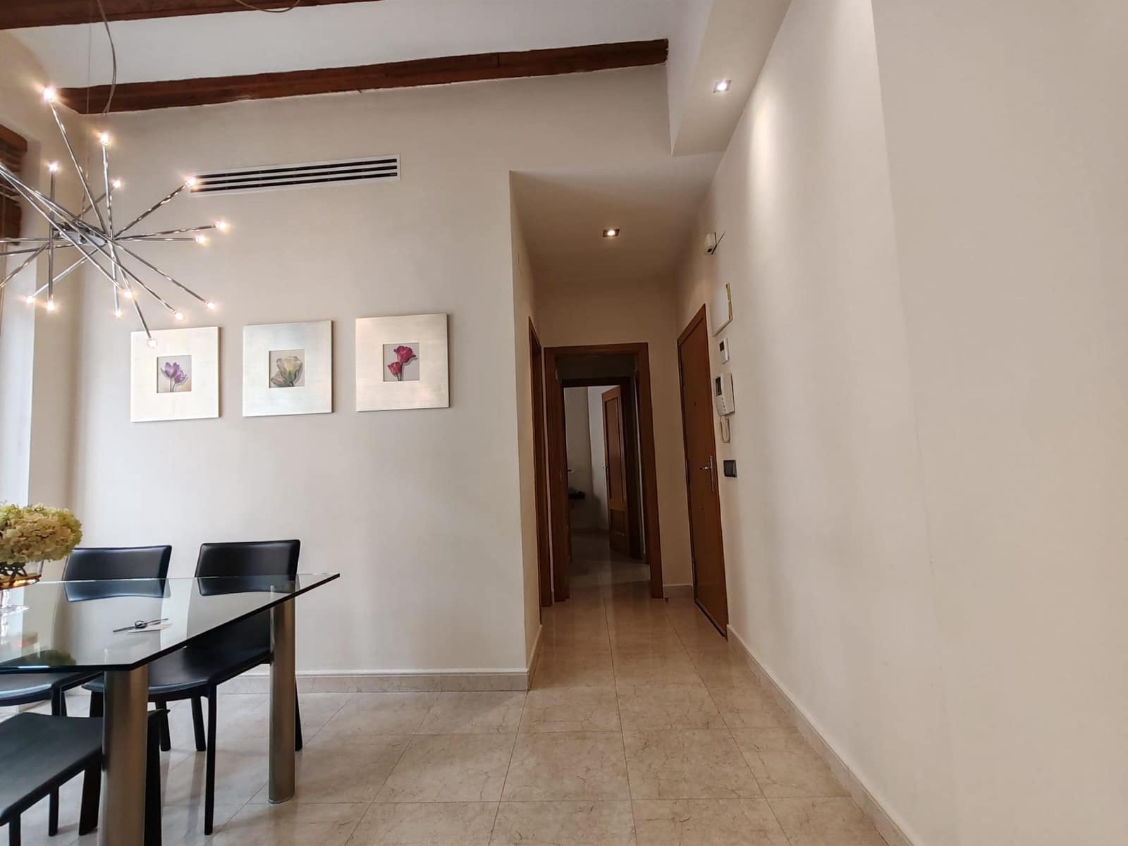 1 slaapkamer Flat te huur in Valencia stad - € 1.450 (Ref: 9666667)