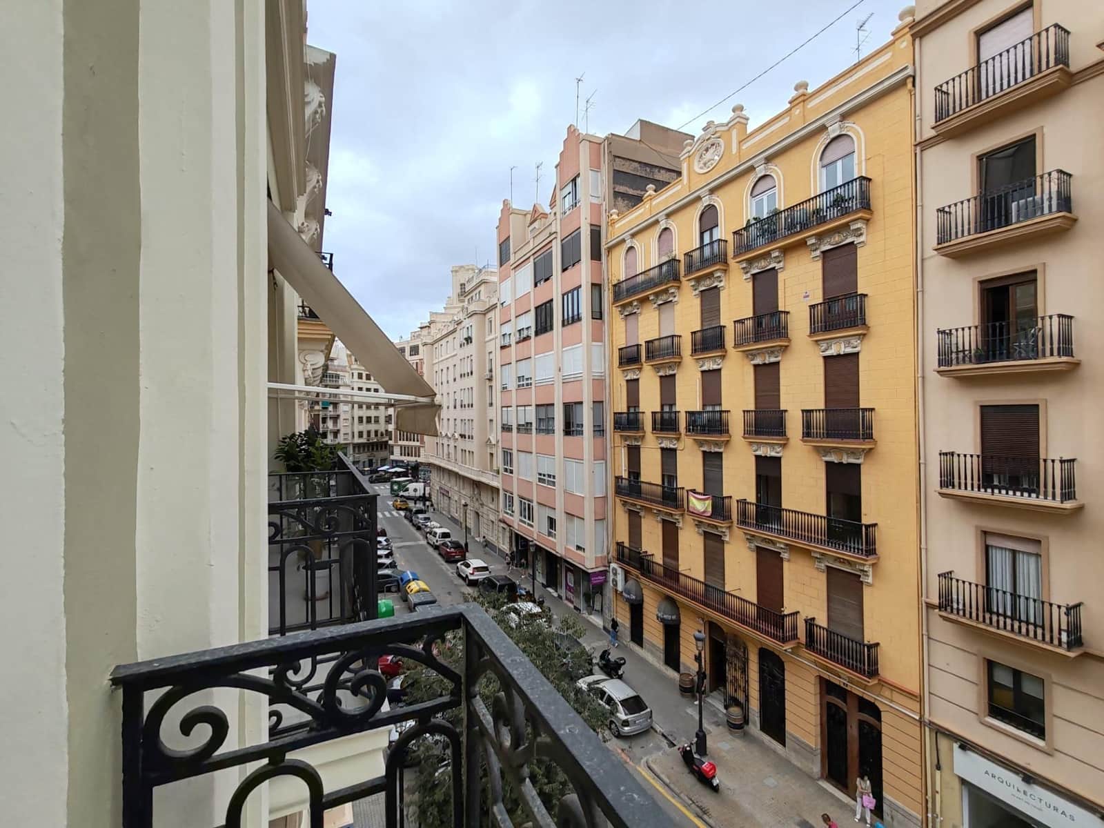1 slaapkamer Flat te huur in Valencia stad - € 1.450 (Ref: 9666667)