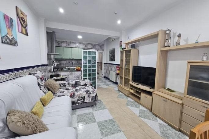 3 bedroom Apartment for sale in Valencia city - € 299,900 (Ref: 9670782)