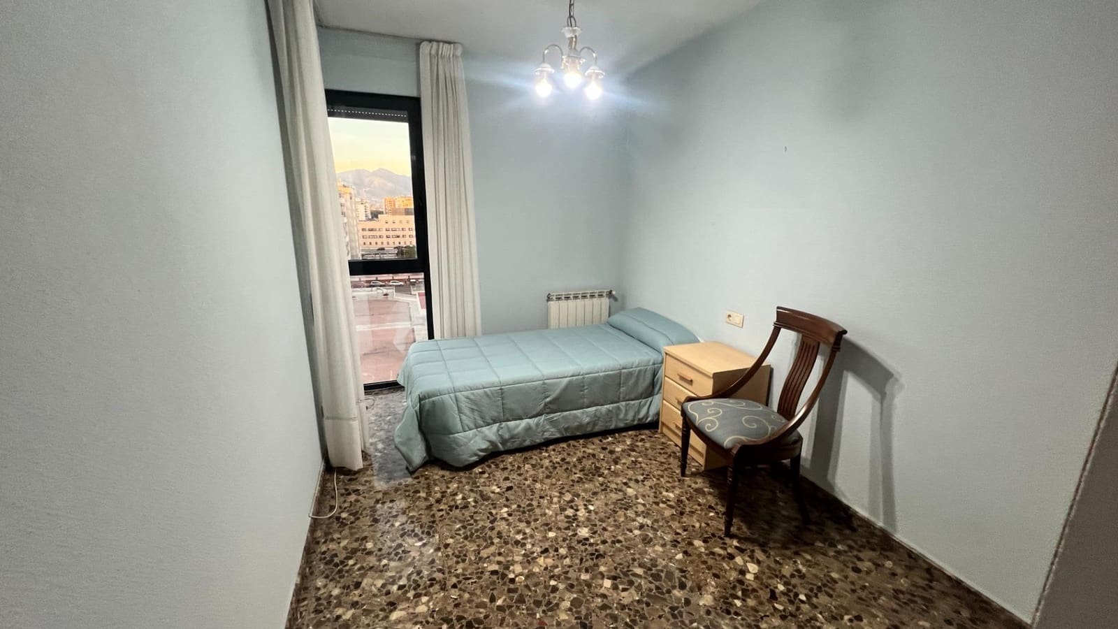 5 soveværelse Penthouse til salg i Castello de la Plana med garage - € 425.000 (Ref: 9686558)