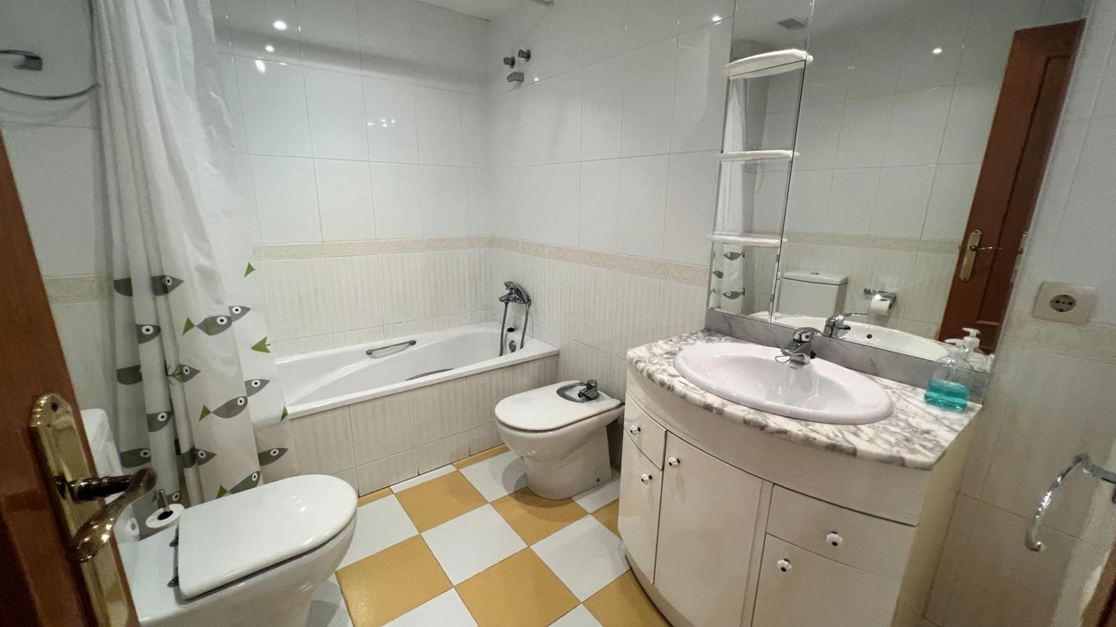 5 soveværelse Penthouse til salg i Castello de la Plana med garage - € 425.000 (Ref: 9686558)