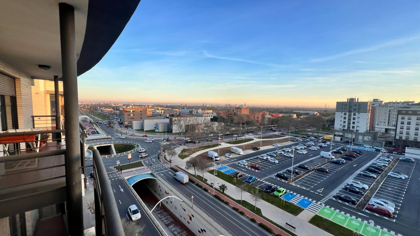 5 soveværelse Penthouse til salg i Castello de la Plana med garage - € 425.000 (Ref: 9686558)