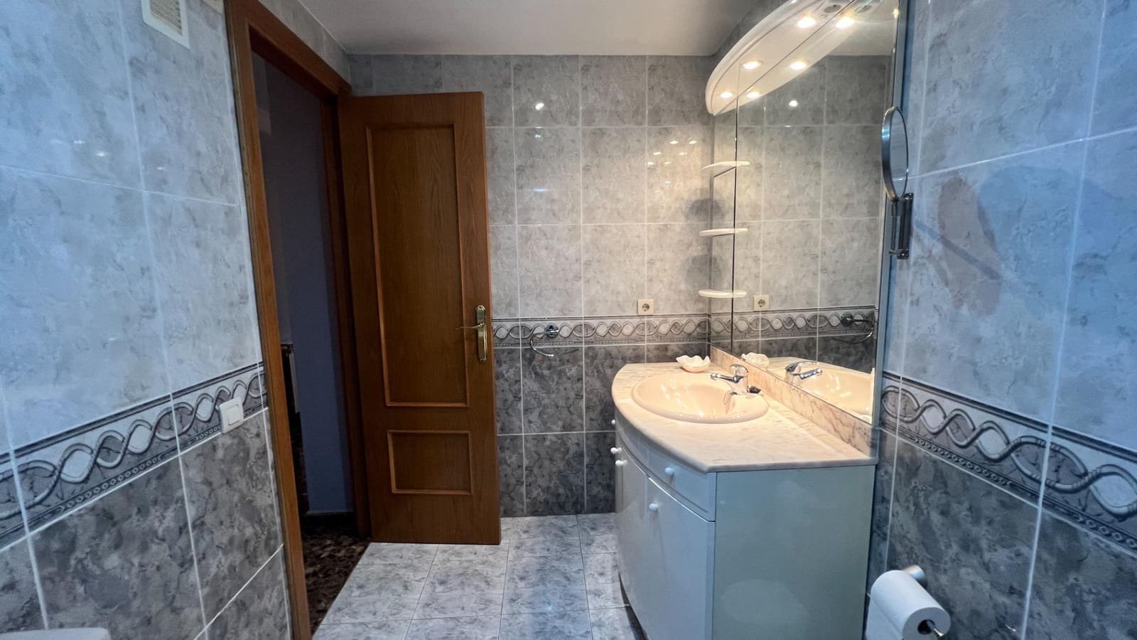 5 soveværelse Penthouse til salg i Castello de la Plana med garage - € 425.000 (Ref: 9686558)