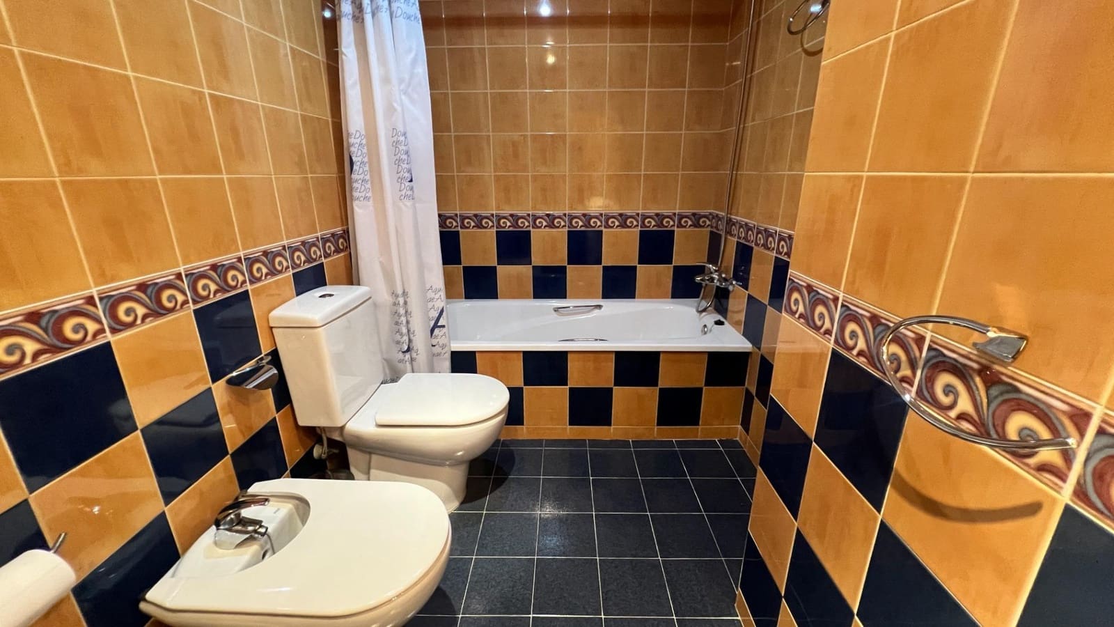 5 soveværelse Penthouse til salg i Castello de la Plana med garage - € 425.000 (Ref: 9686558)