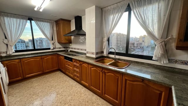 5 soveværelse Penthouse til salg i Este, Castelló de la Plana med garage - € 425.000 (Ref: 9686558)