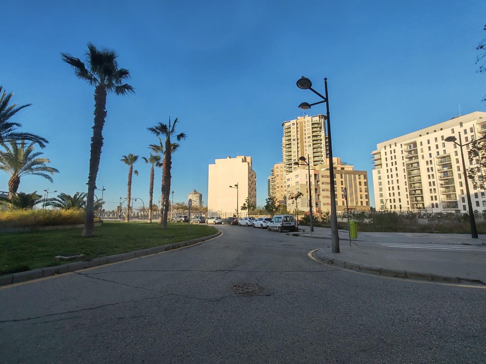 Erhverv til salg i Valencia by - € 245.000 (Ref: 9712086)