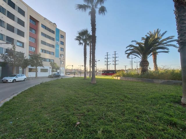 Erhverv til salg i La Punta, Valencia by - € 245.000 (Ref: 9712086)