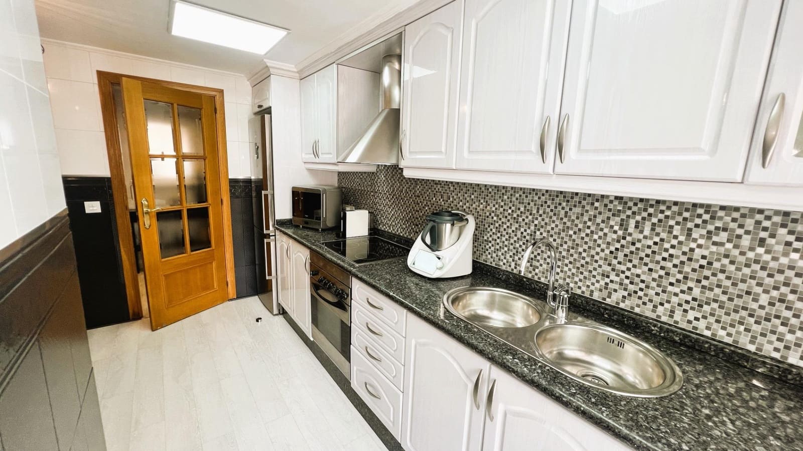 4 soveværelse Lejlighed til salg i Castello de la Plana - € 255.000 (Ref: 9712087)