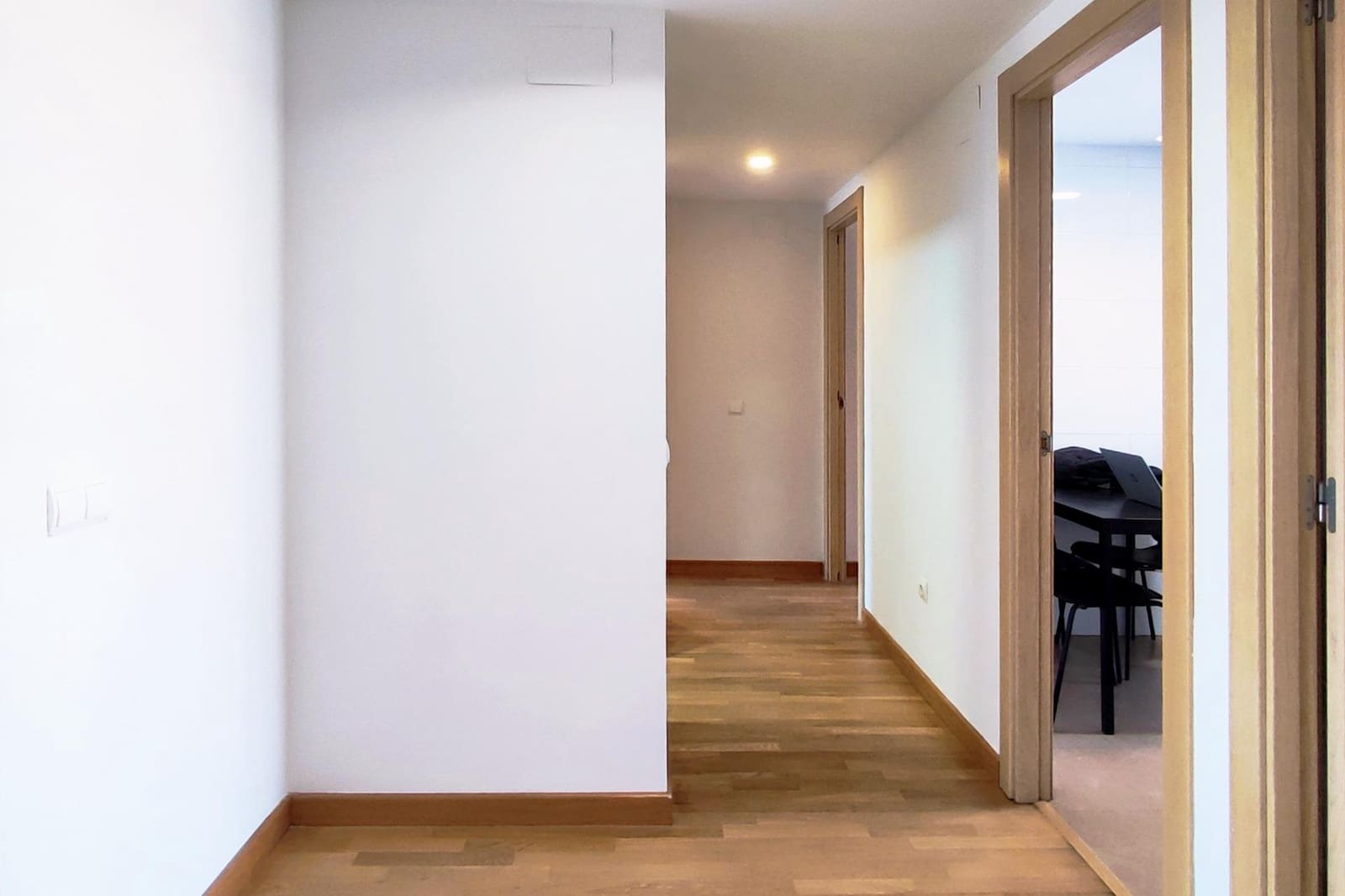 3 bedroom Flat for sale in Valencia city with pool - € 630,000 (Ref: 9732232)