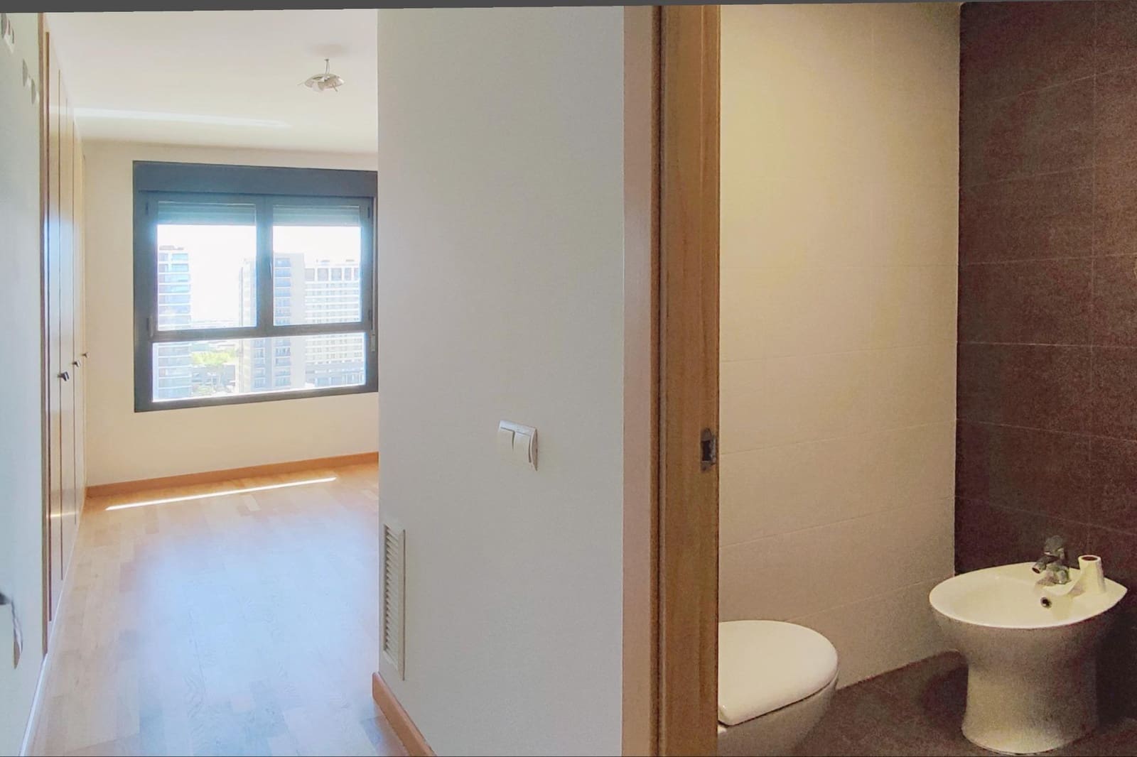 3 bedroom Flat for sale in Valencia city with pool - € 630,000 (Ref: 9732232)