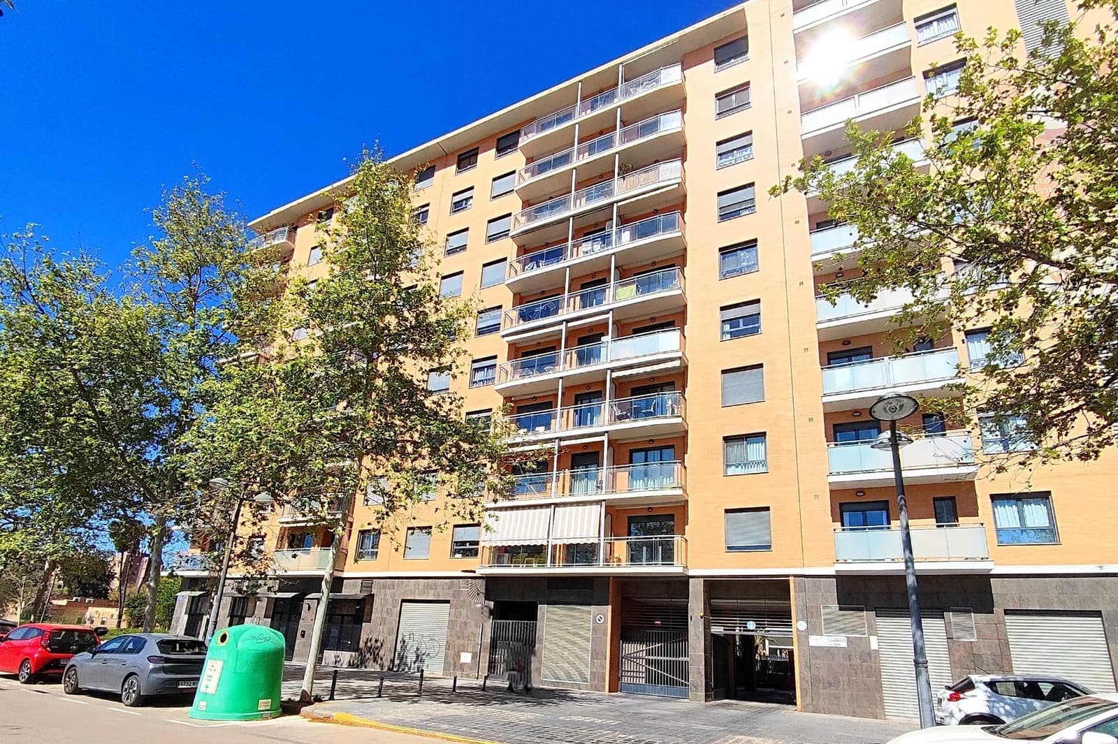 3 bedroom Flat for sale in Valencia city with pool - € 630,000 (Ref: 9732232)