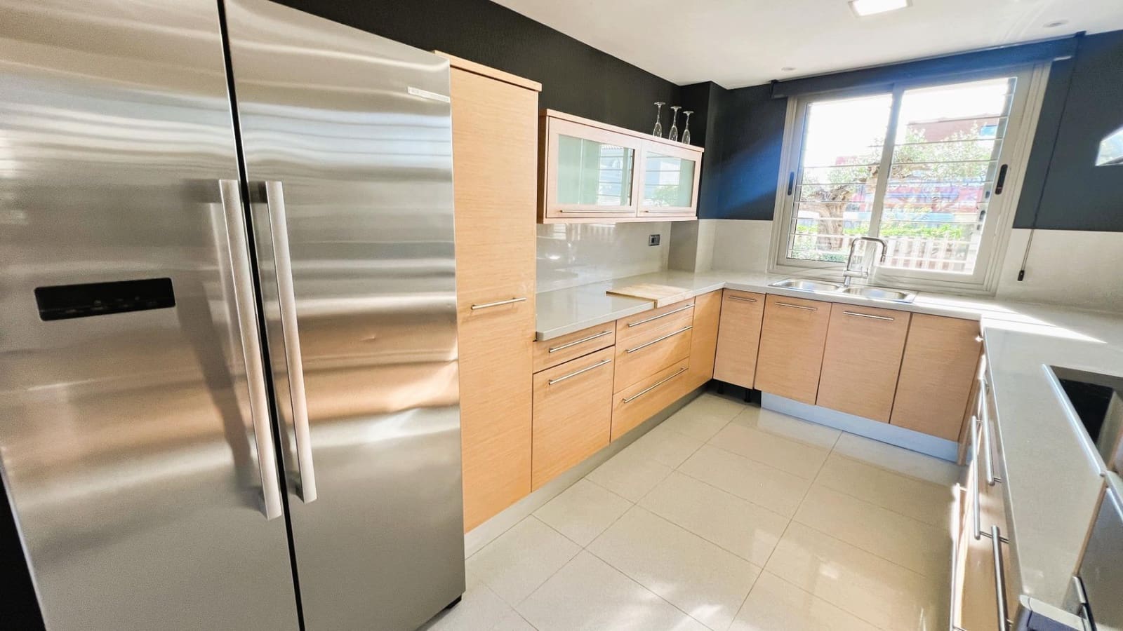 4 bedroom Villa for sale in Castello de la Plana - € 750,000 (Ref: 9738924)