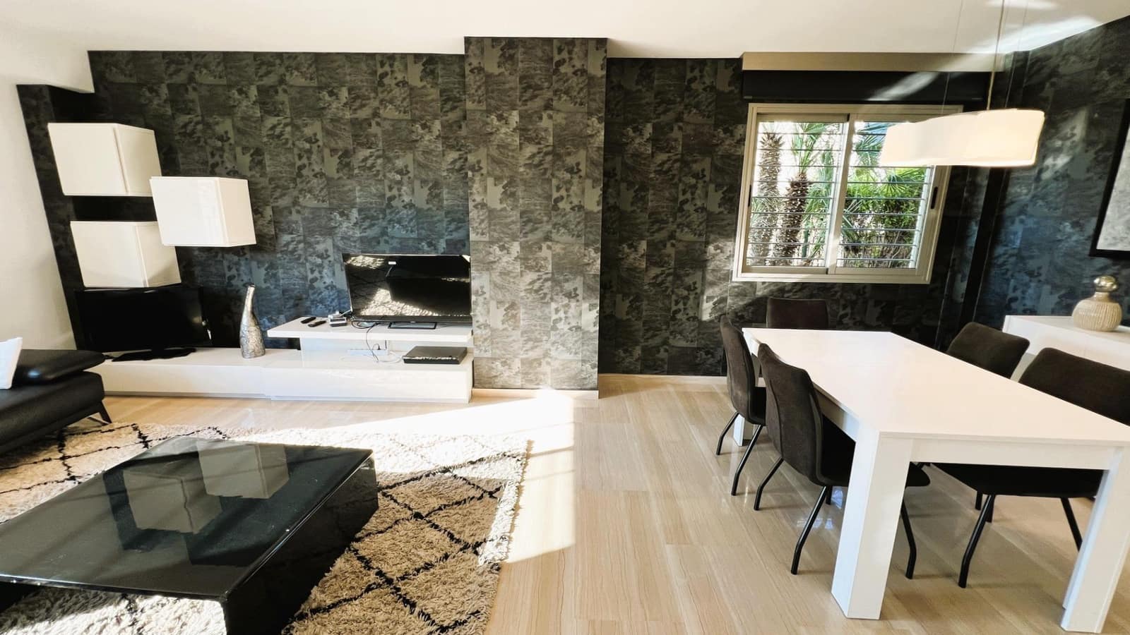 4 bedroom Villa for sale in Castello de la Plana - € 750,000 (Ref: 9738924)