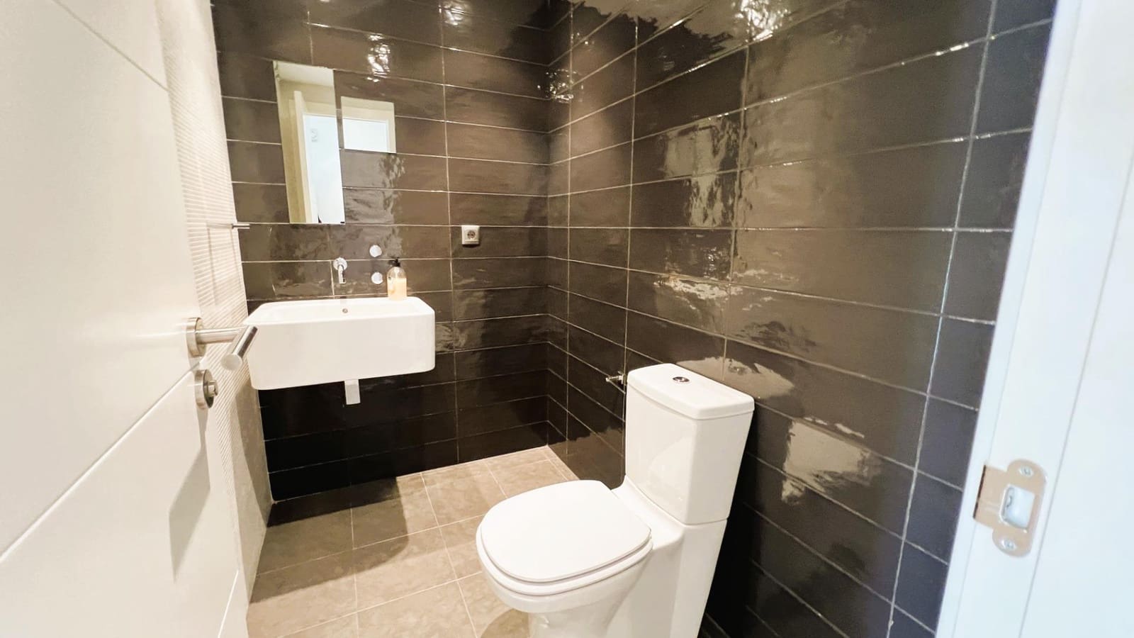 4 bedroom Villa for sale in Castello de la Plana - € 750,000 (Ref: 9738924)