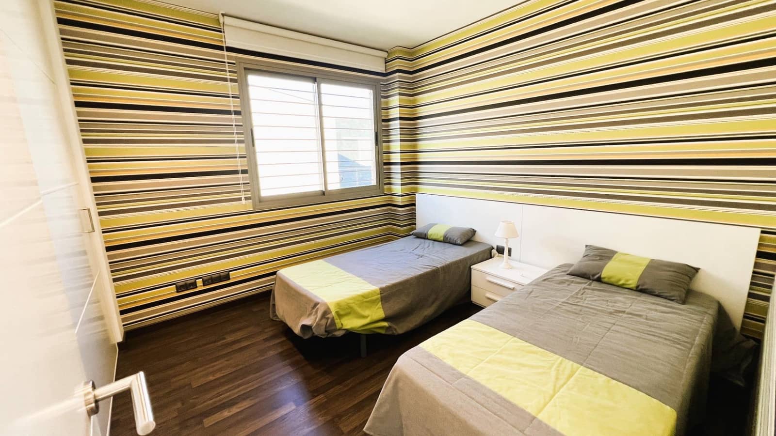 4 bedroom Villa for sale in Castello de la Plana - € 750,000 (Ref: 9738924)