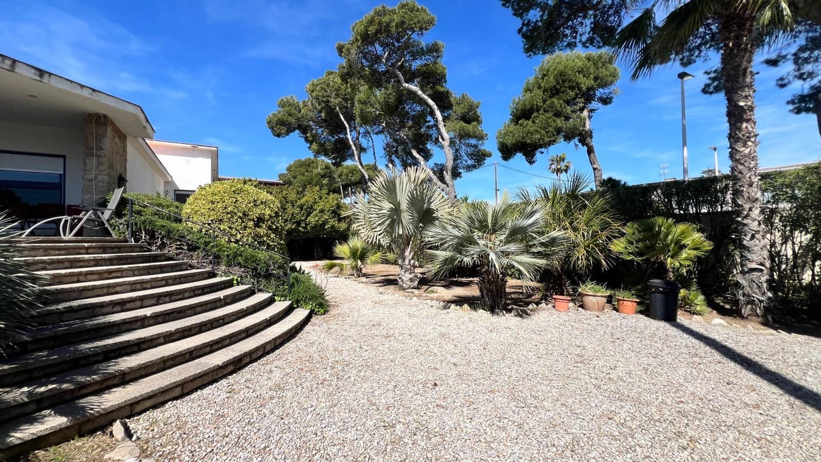 Chalet de 5 habitaciones en Castelló de la Plana en venta con garaje - 950.000 € (Ref: 9752145)